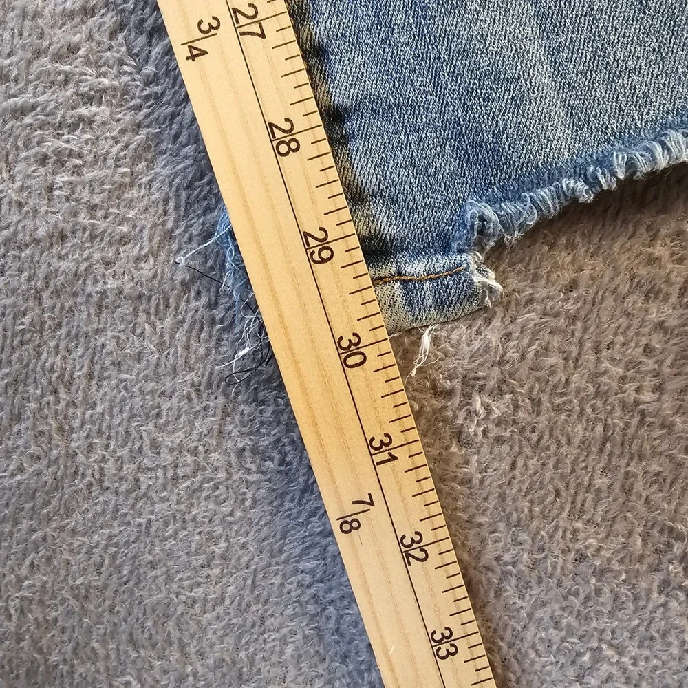 Judy Blue High Rise Bootcut Light Wash Raw Hem Double Button 16W - Picture 7 of 8